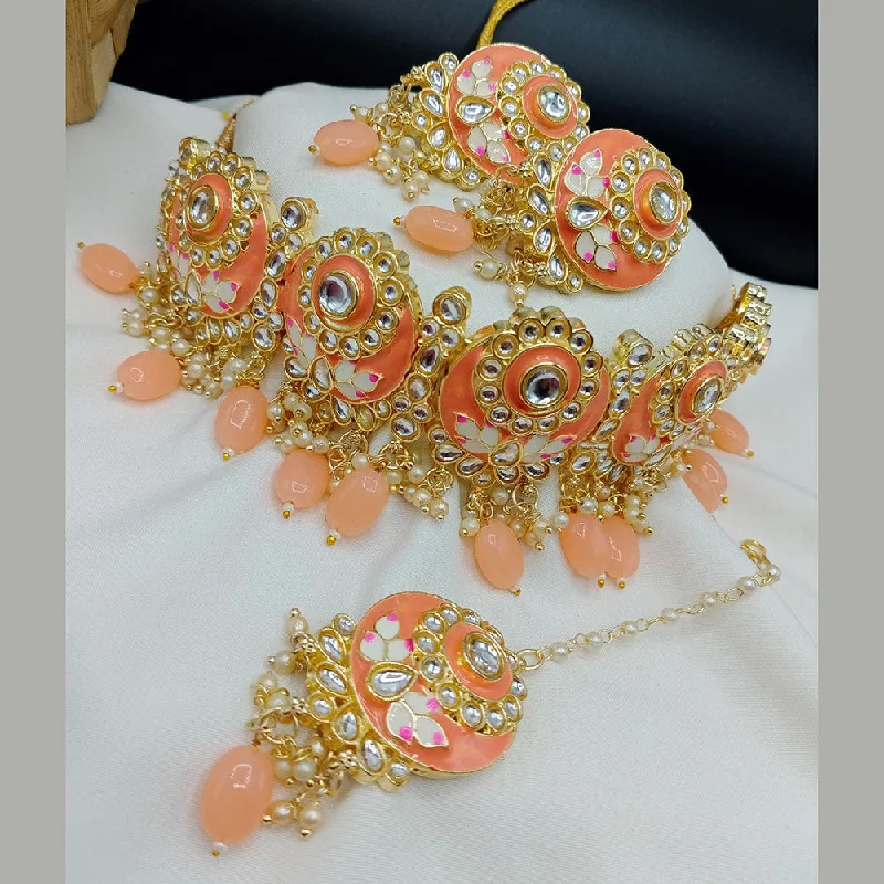 women’s pearl choker necklaces-Lalso Partywear Peach Meenakari Kundan Choker Necklace Earrings Jewelry Set with maangtikka