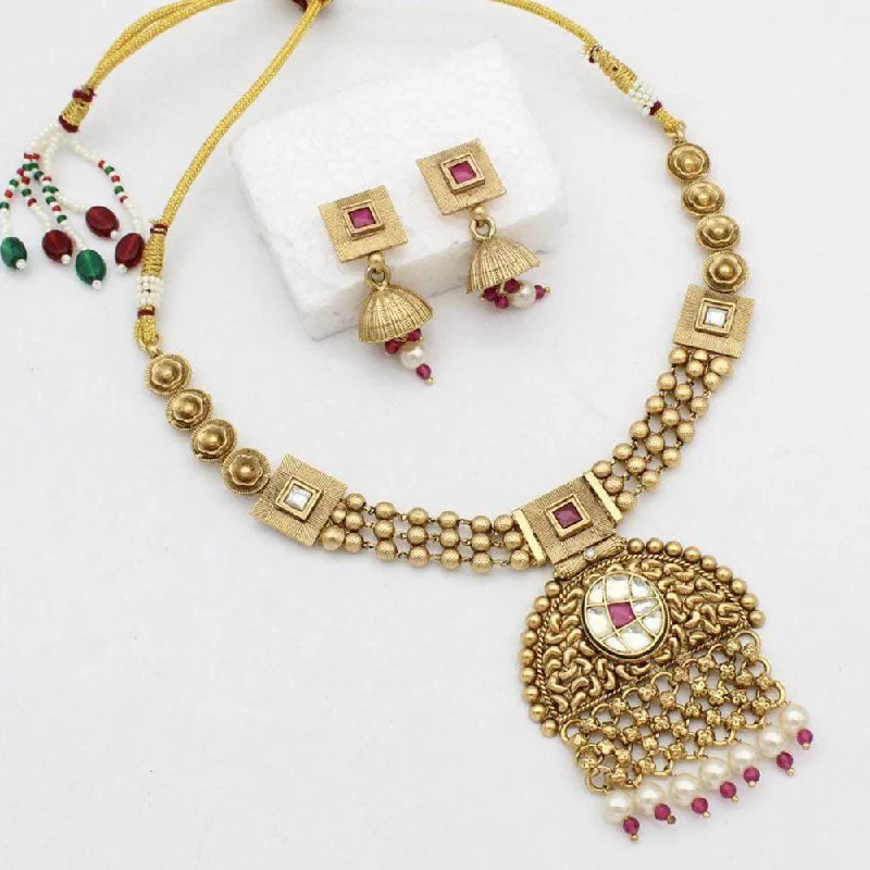 women’s classic necklaces-Kavita Art Gold Plated Kundan Stone And Pearl Necklace Set