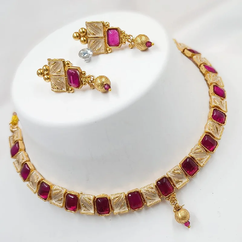 women’s romantic pendant necklaces-Padmawati Bangles Gold Plated Kundan Stone And Meenakari Choker Necklace Set