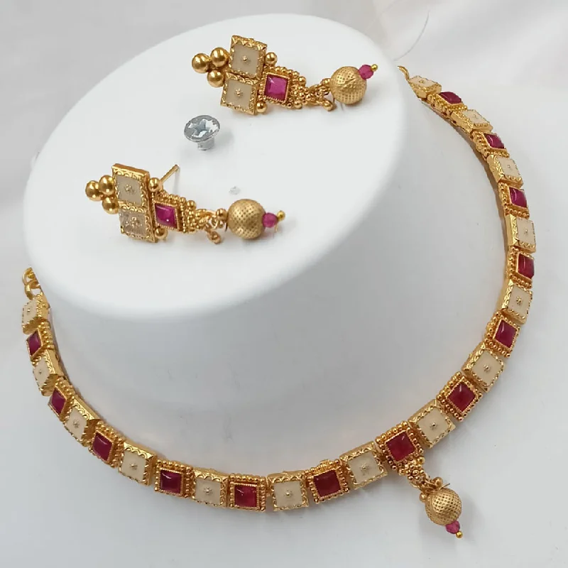 women’s classic pearl necklaces-Padmawati Bangles Gold Plated Kundan Stone Choker Necklace Set