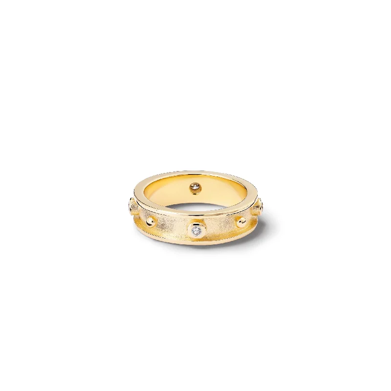 women’s platinum rings-Decimus Ring Yellow Gold - Diamond