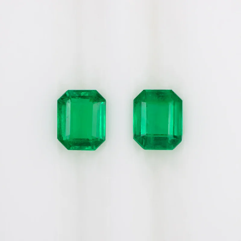 women’s gemstone earrings-0.67ct NATURAL EMERALD PAIR STUD EARRINGS EMERALD SHAPE STEP CUT LOOSE ACCENTS