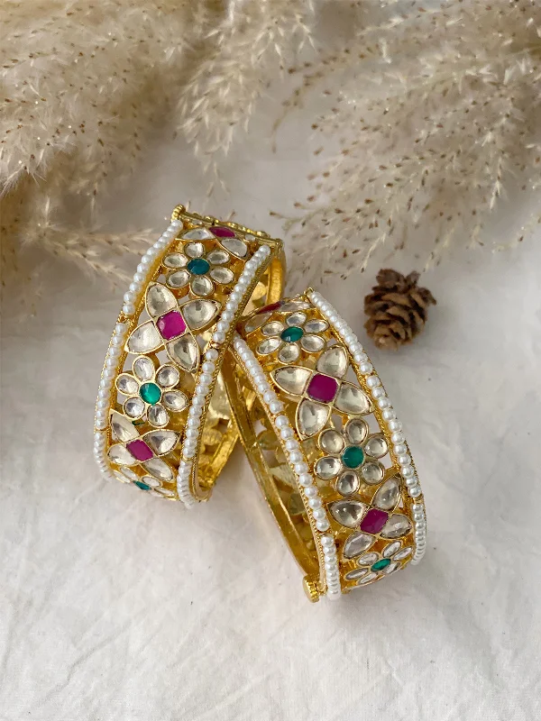 women’s fashion statement bracelets-Multicolor Gold Plated Jadau Kundan Bangles - MB103M