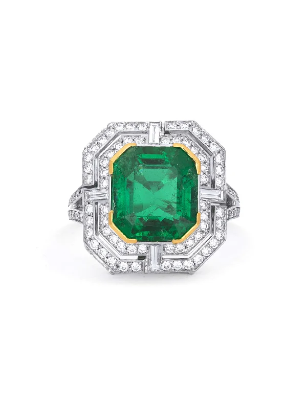 women’s platinum engagement rings-Pavilion Emerald Diamond Ring