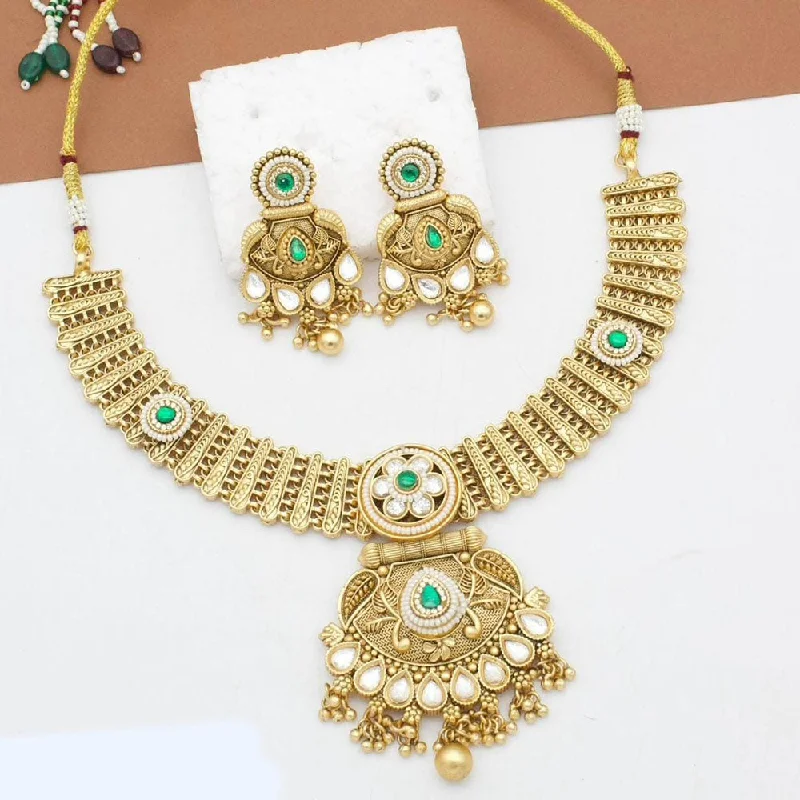 women’s engraved necklaces-Kavita Art Gold Plated Kundan Stone And Pearls Necklace Set