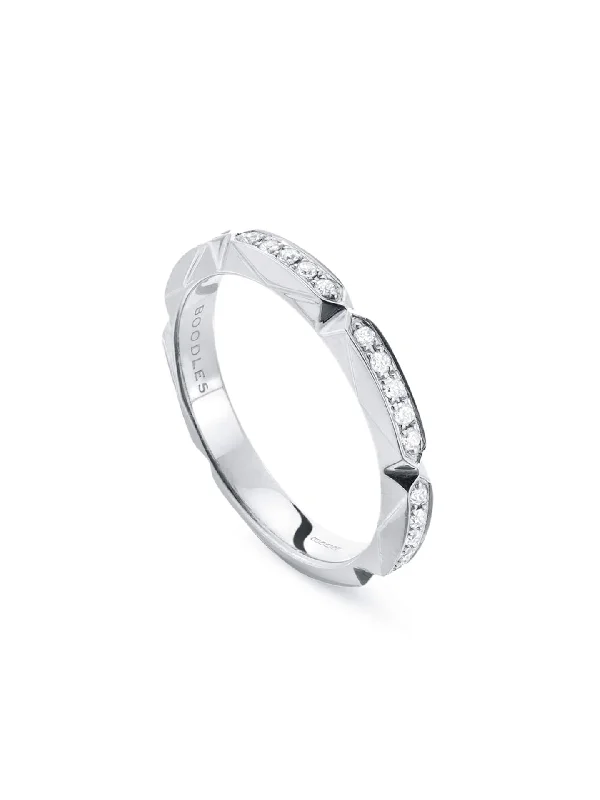 women’s oval engagement rings-Jazz White Gold Diamond Ring