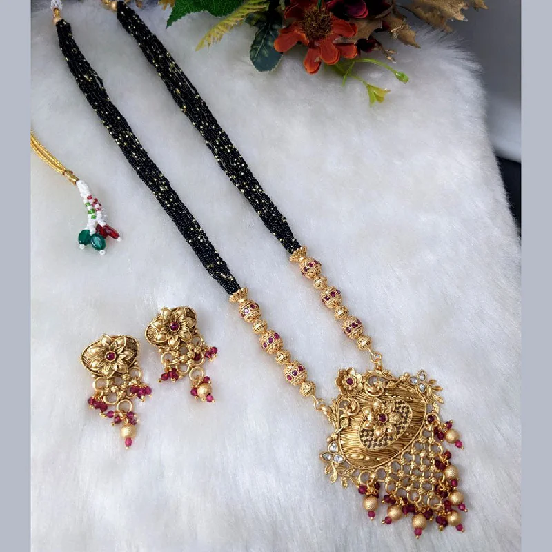 women’s designer necklaces-Aamrapali Gold Plated Pota Stone And Beads Long Necklace Set